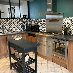 maison-en-pierre-de70-m2-au-coeur-dun-hameau.hotels-rhonealpes.com/