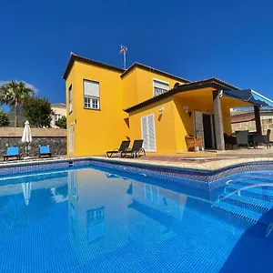 Isabel Сasa de vacaciones