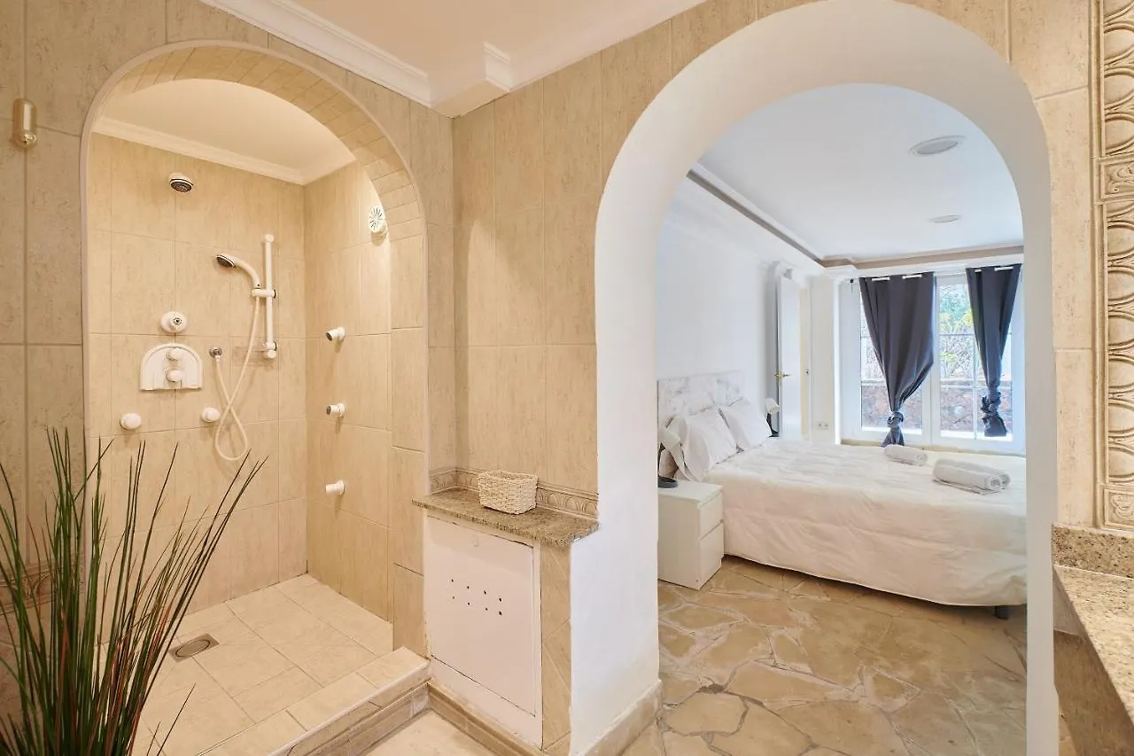 Beexclusive Apartamentos 아데제 아파트