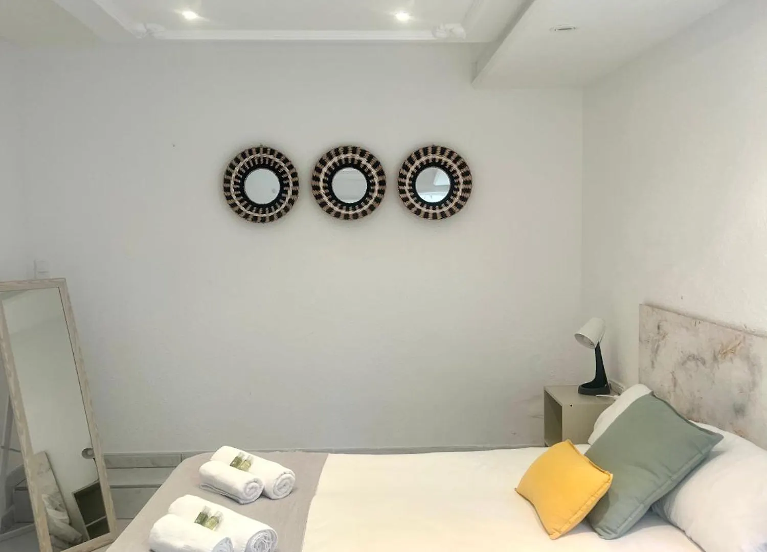 Beexclusive Apartamentos 아데제 0*,  스페인